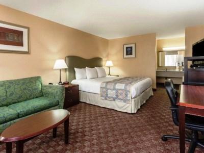 Ramada By Wyndham Altamonte Springs Near I-4 Exterior foto