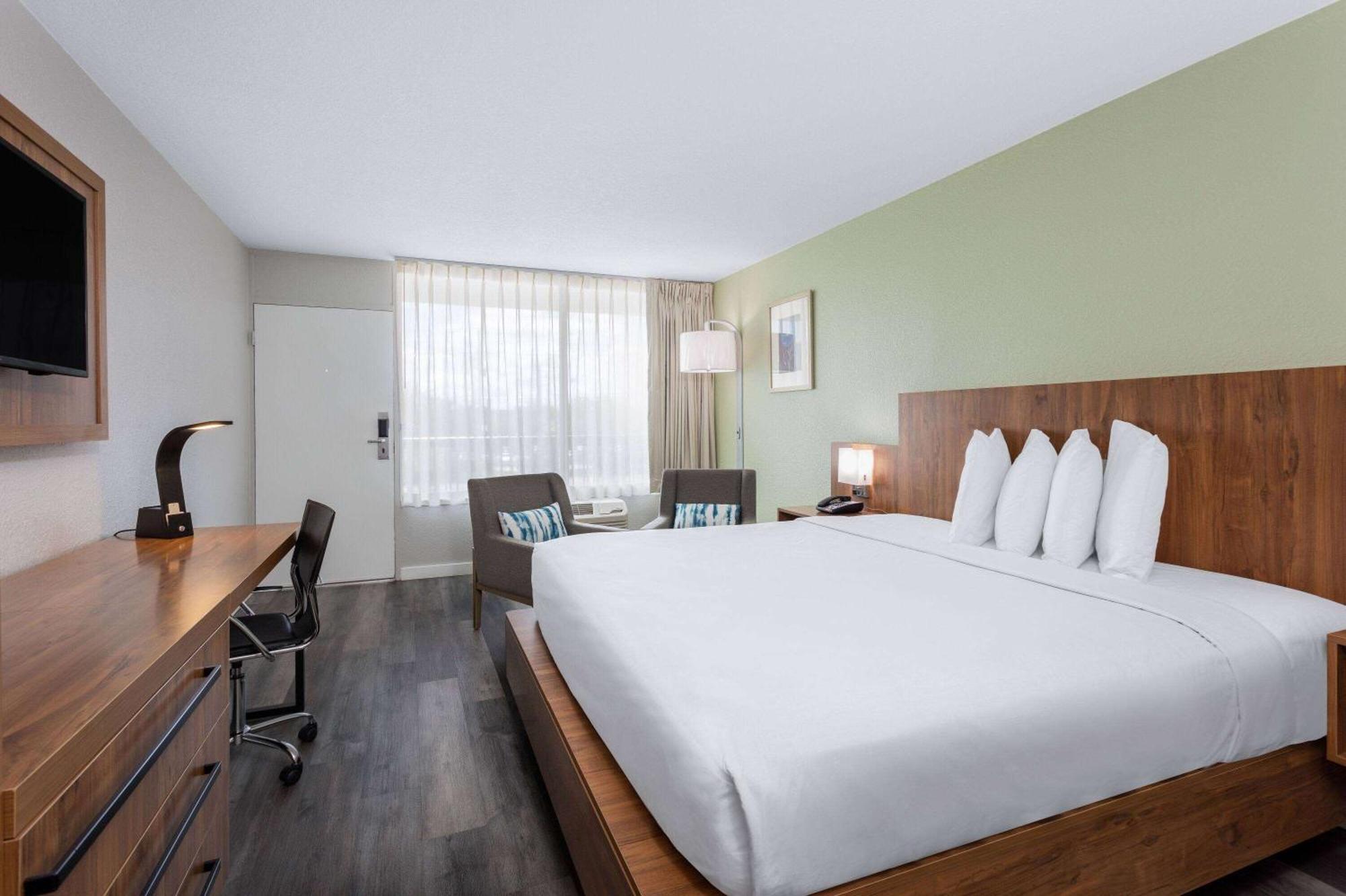 Ramada By Wyndham Altamonte Springs Near I-4 Exterior foto