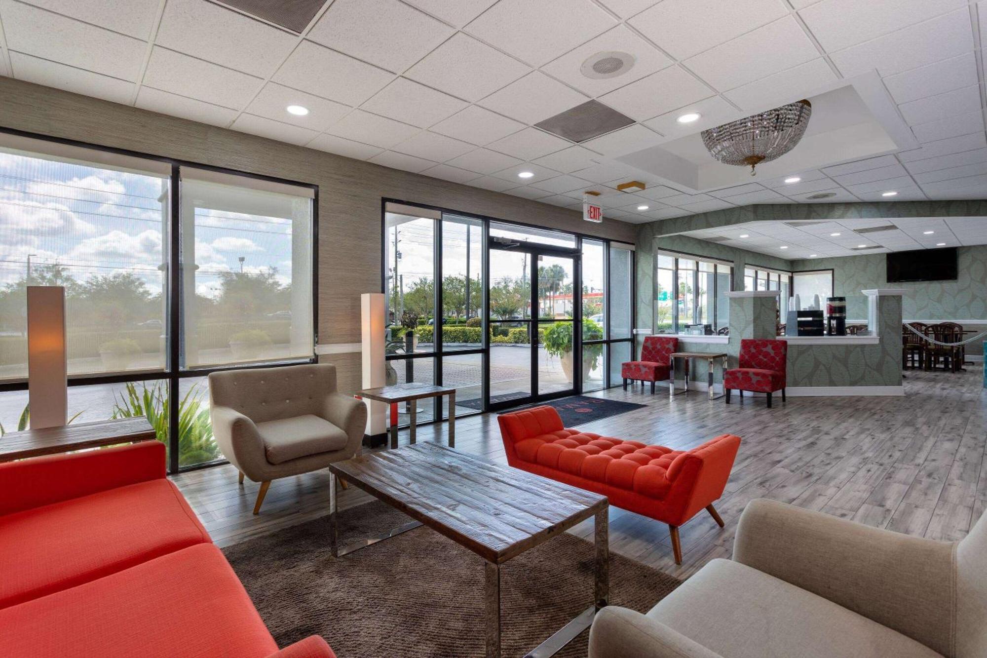 Ramada By Wyndham Altamonte Springs Near I-4 Exterior foto