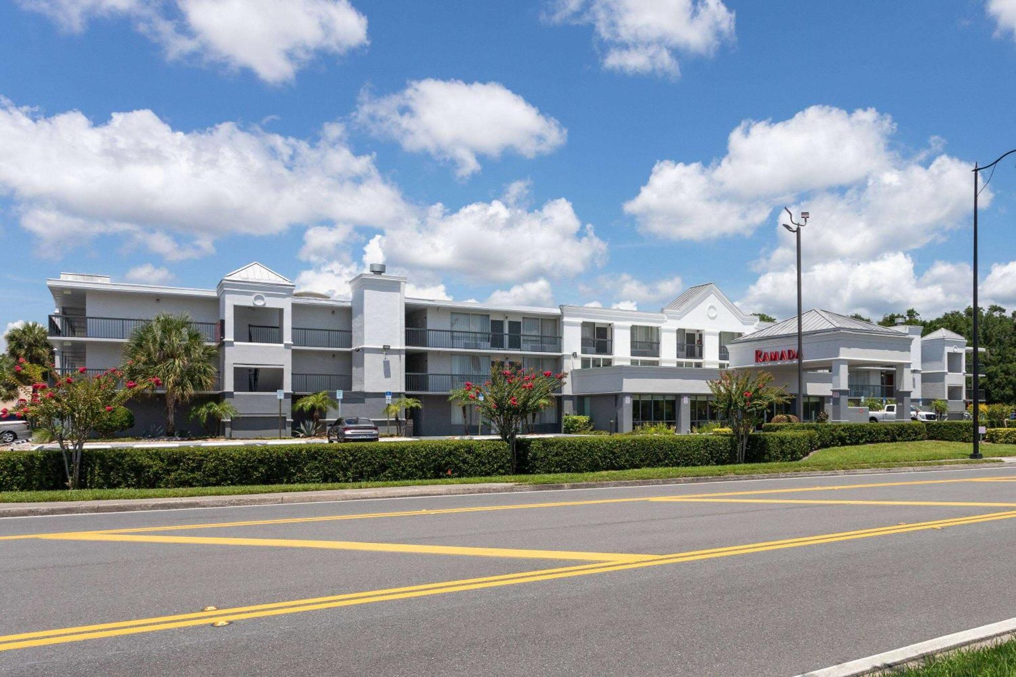 Ramada By Wyndham Altamonte Springs Near I-4 Exterior foto